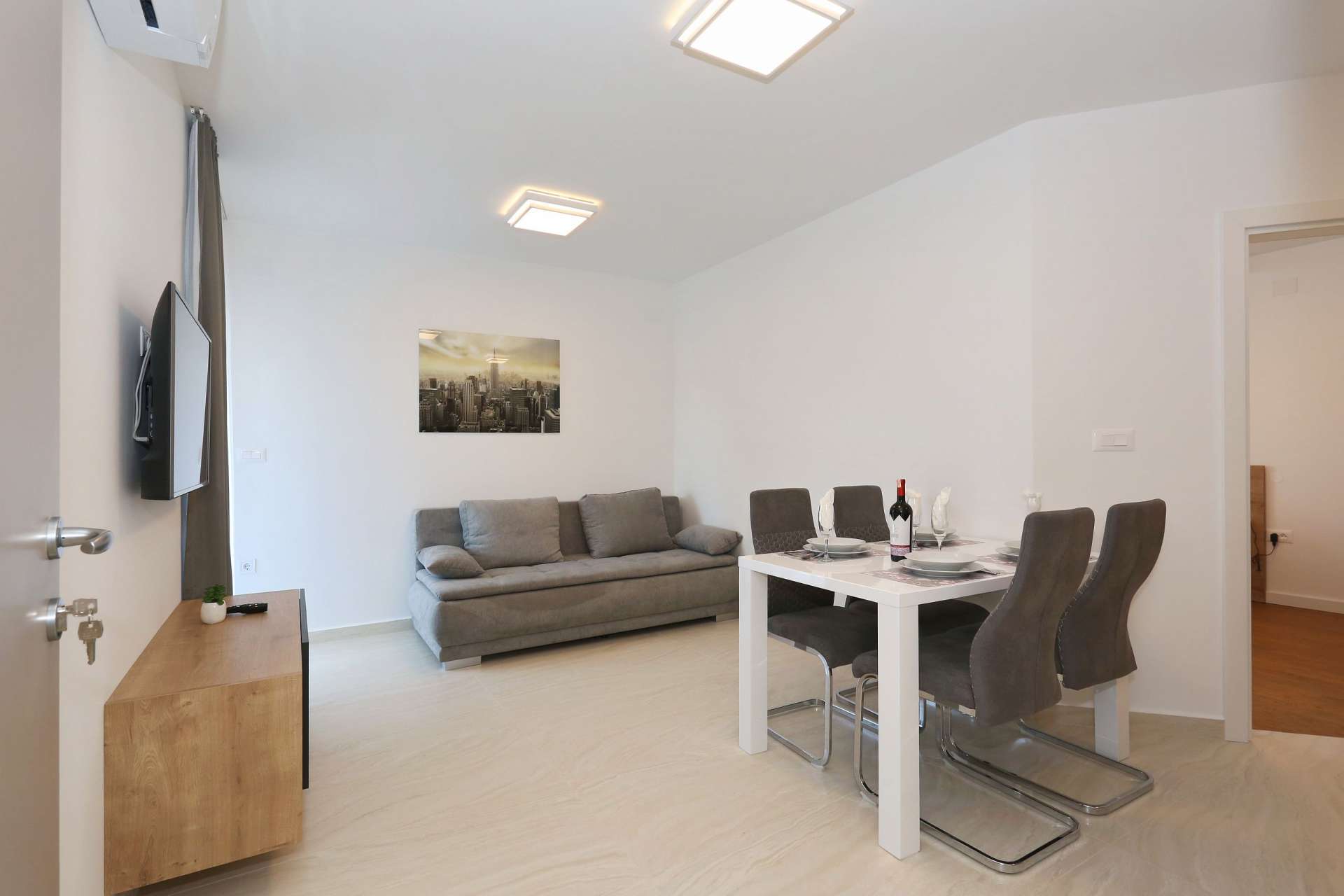 Apartment with Terrace