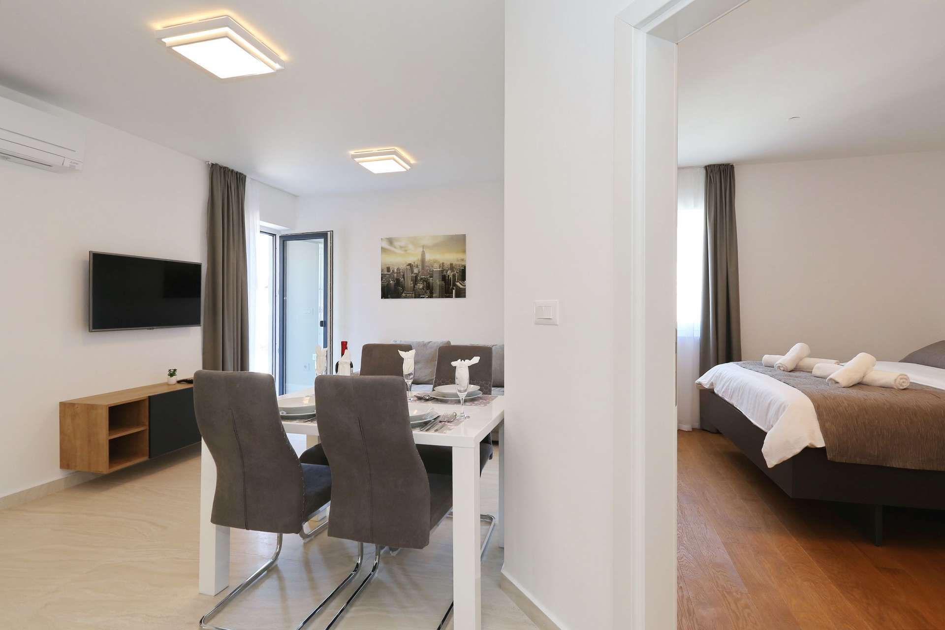 Apartment with Terrace