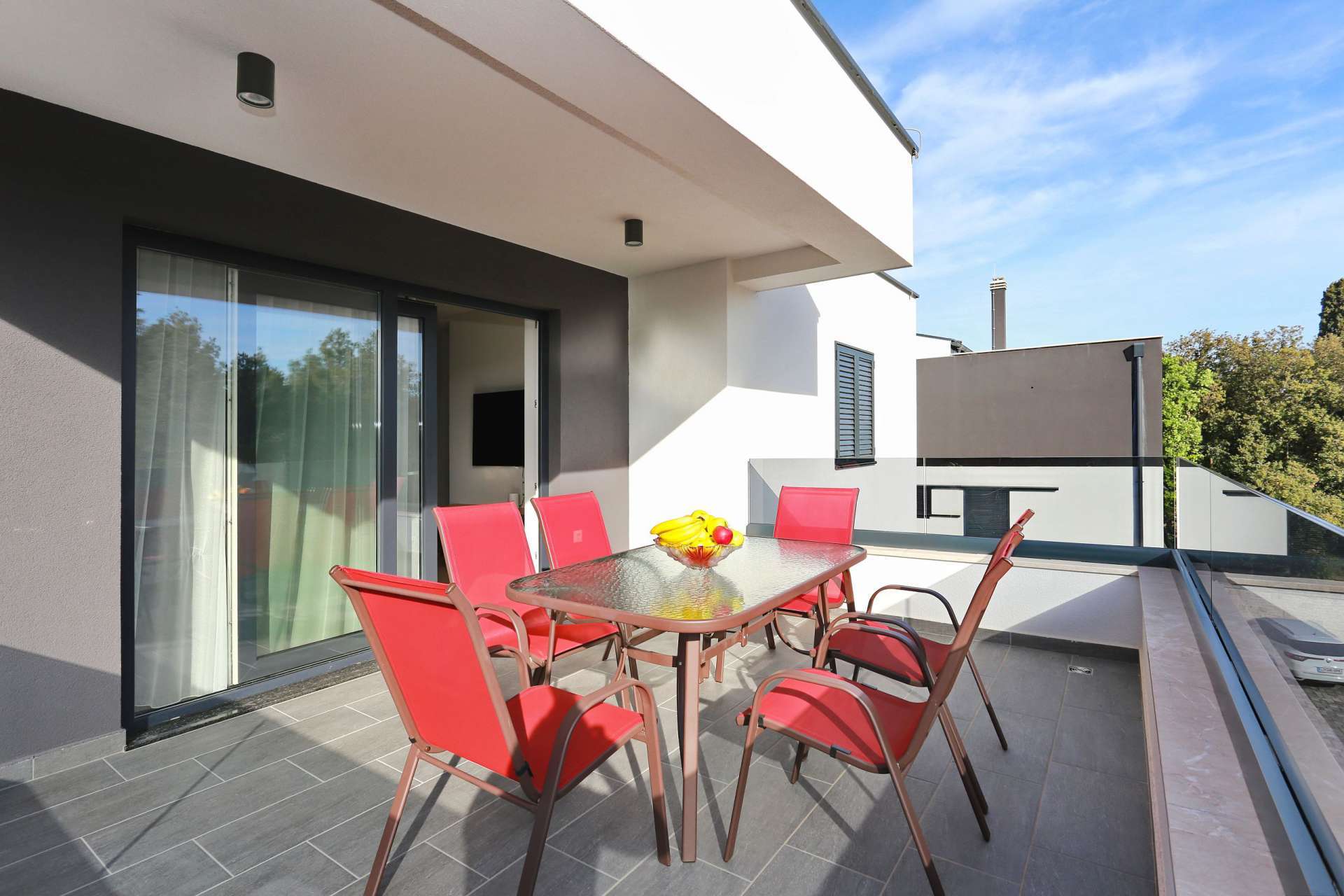 Apartment with Sea View