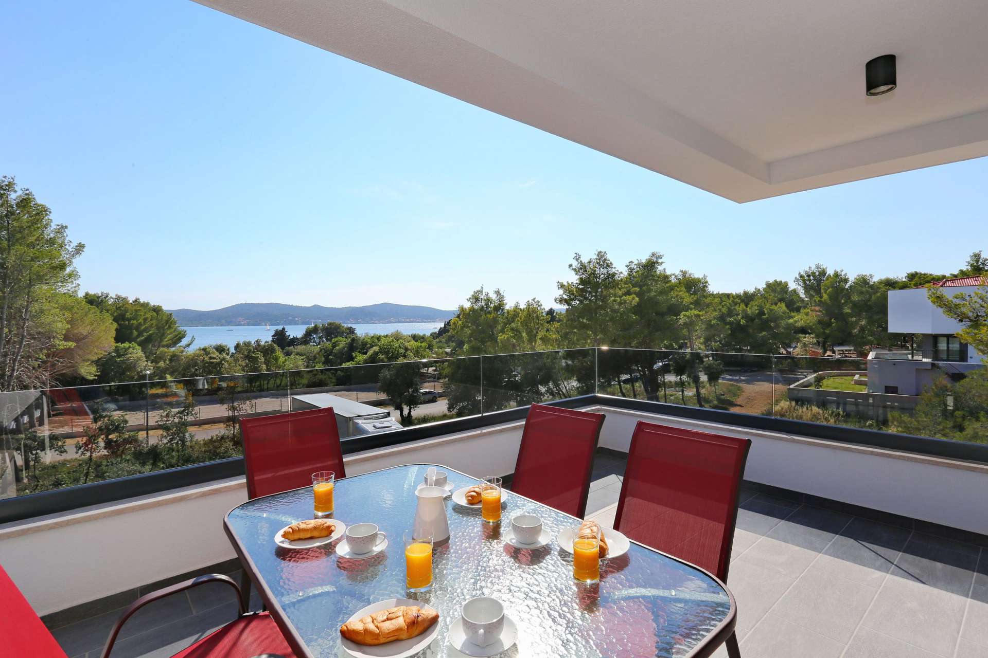 Apartment with Sea View